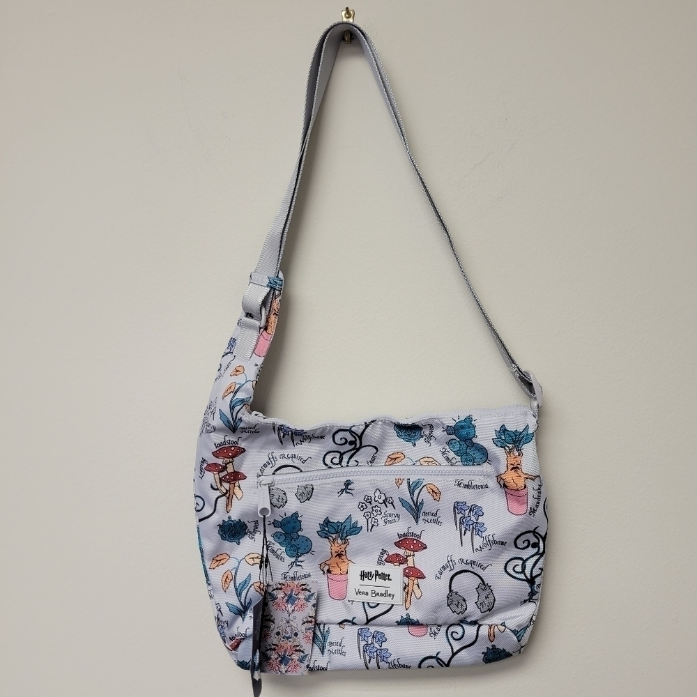Vera Bradley Harry Potter Reactive crossbody Sling Herbology Ditsy bag